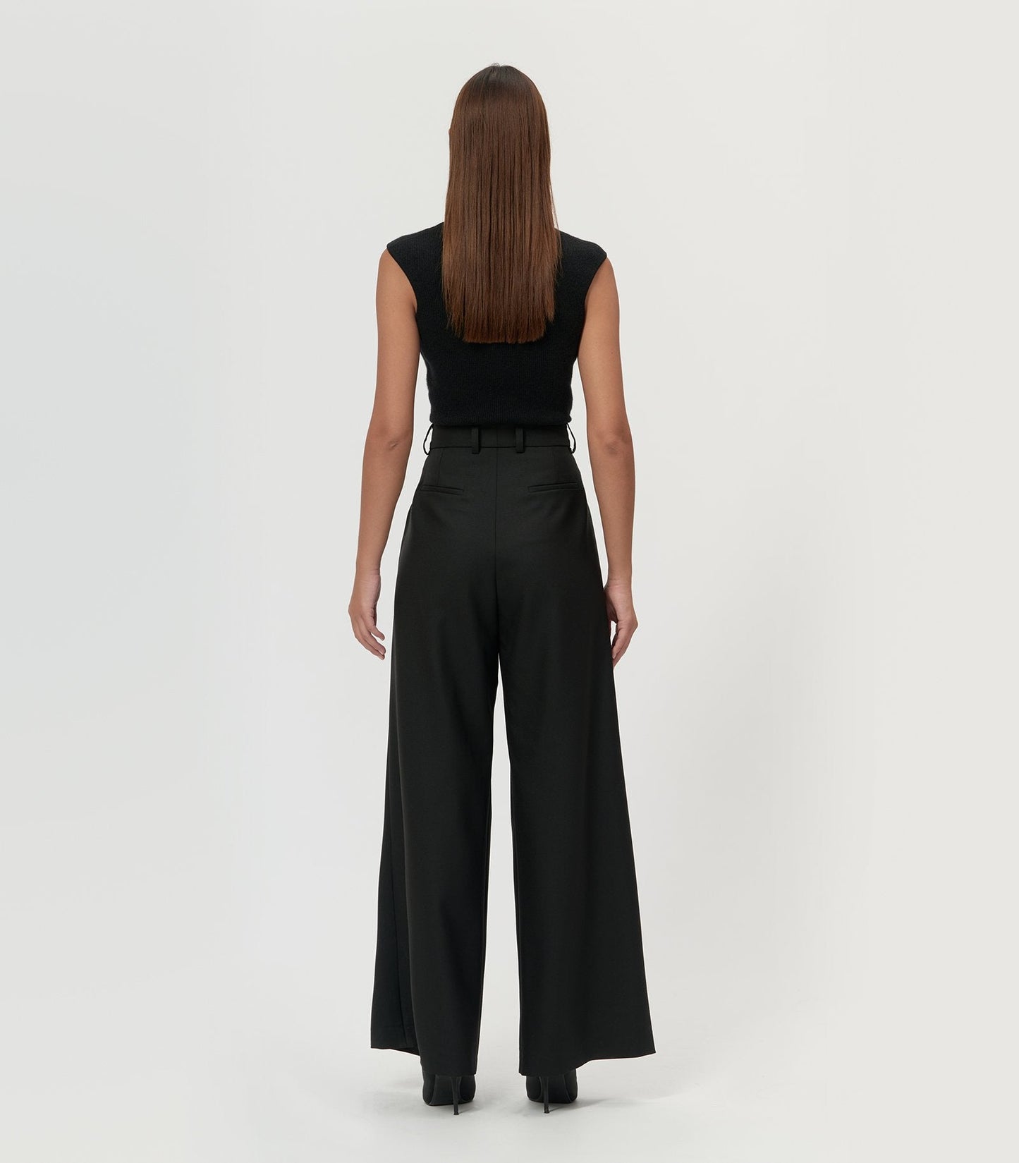 Sleeveless Polo Neck - Arrita Studio