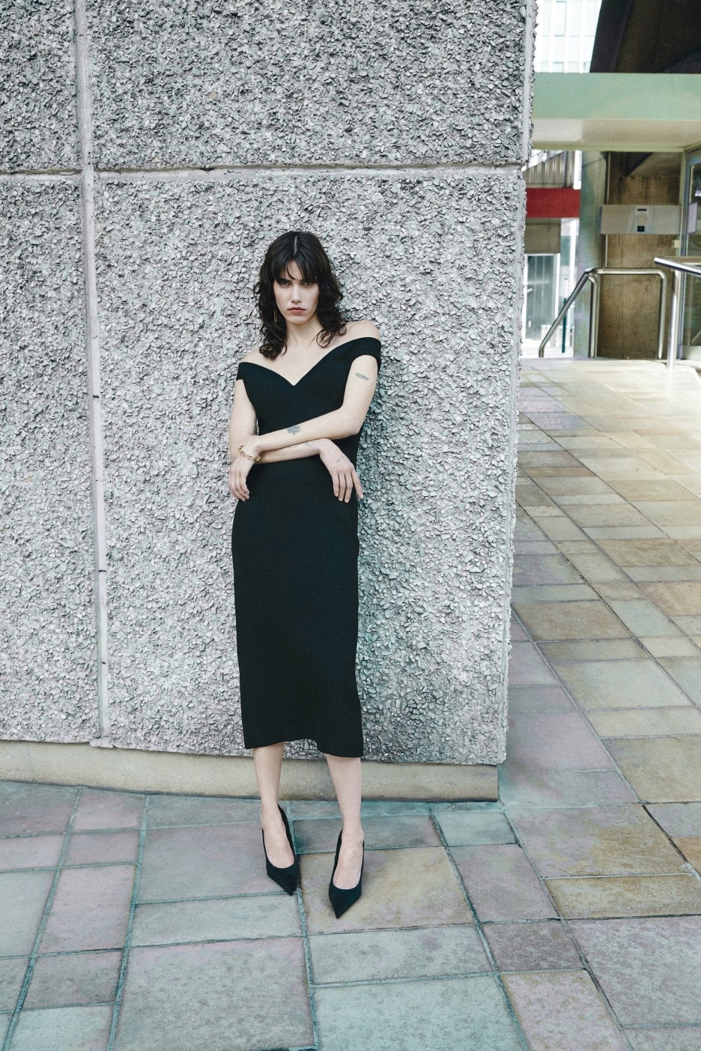 Black Dress Shoulderless - Arrita Studio