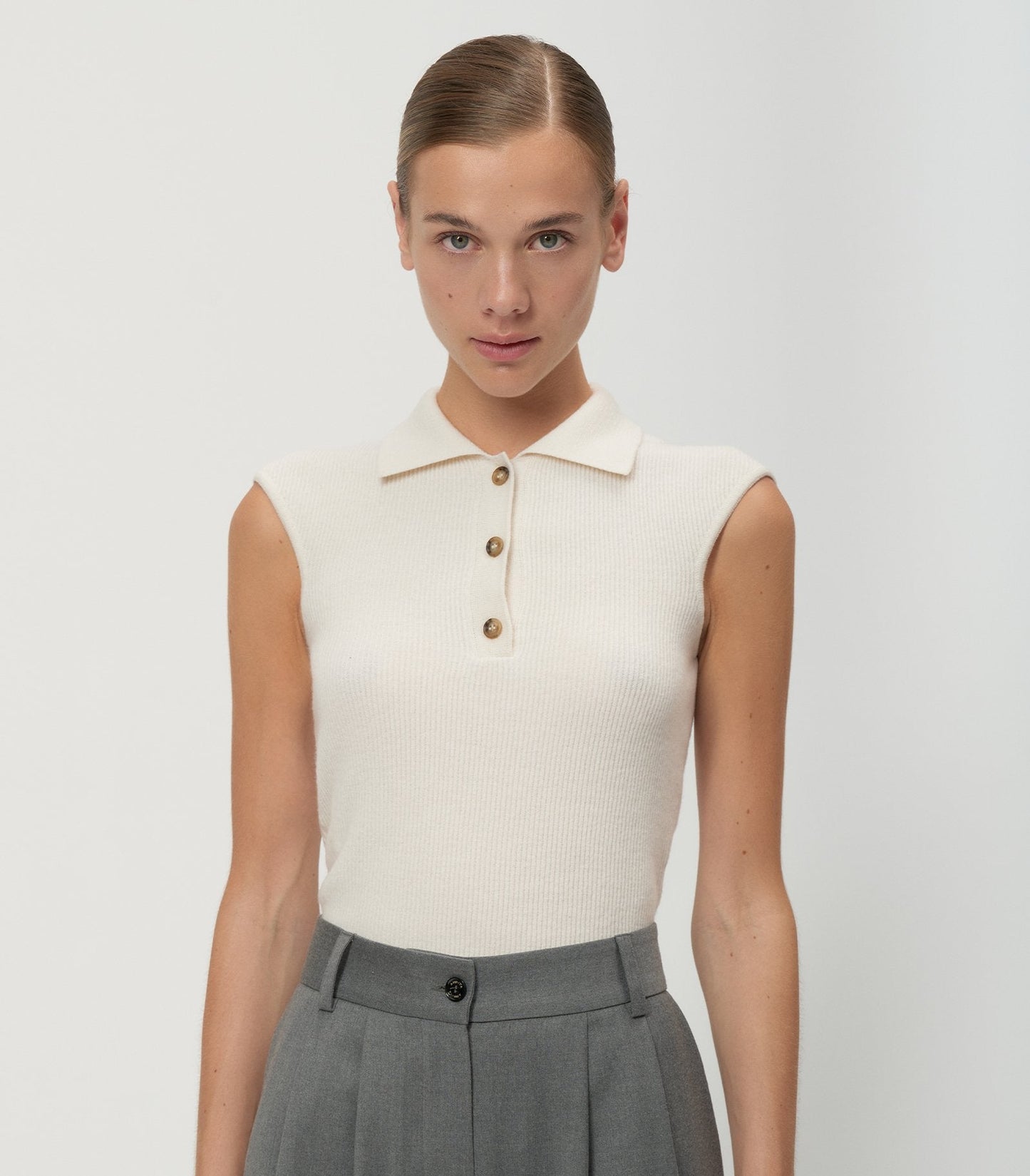 Sleeveless Polo Neck - Arrita Studio