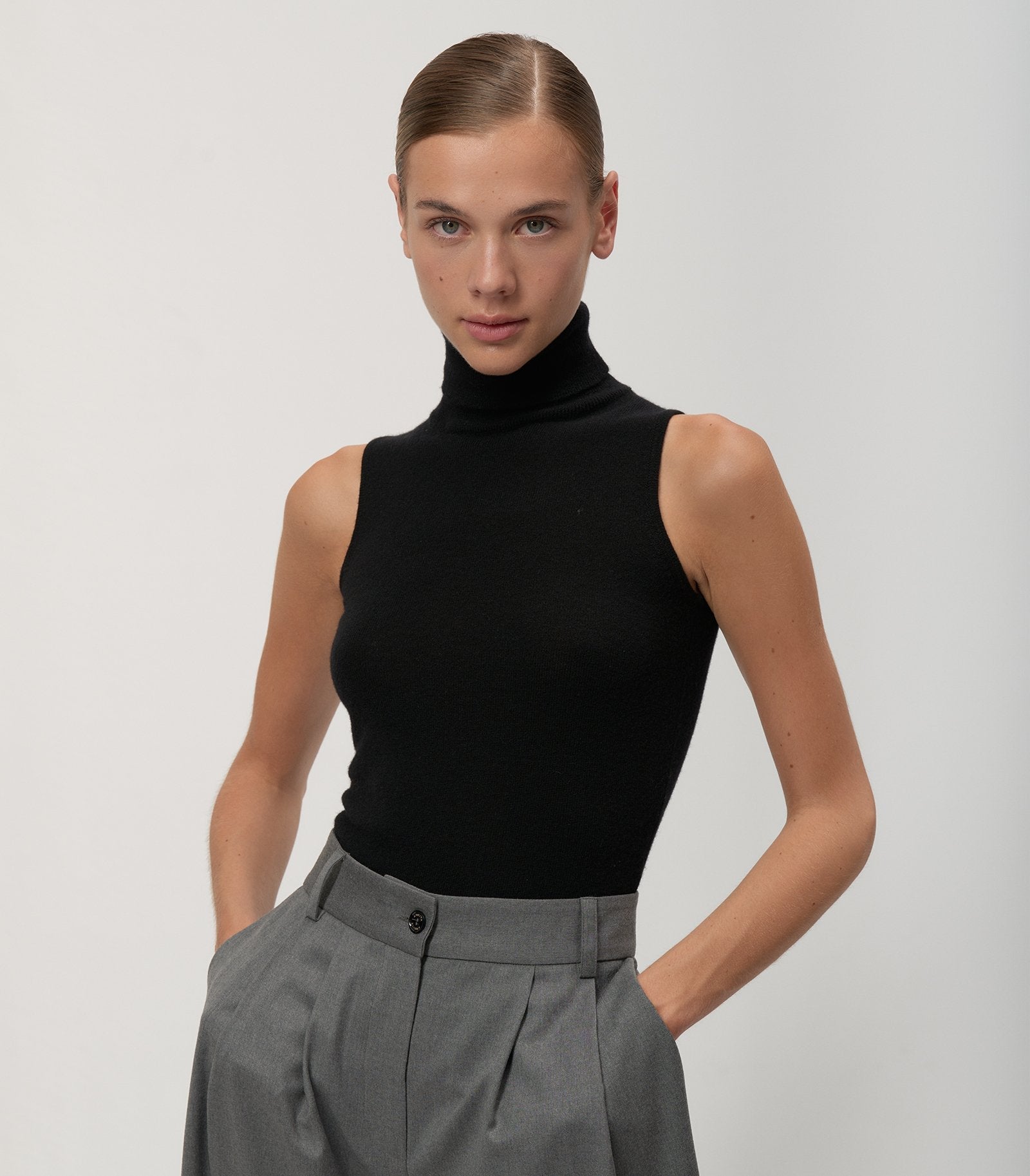 Sleeveless Turtleneck